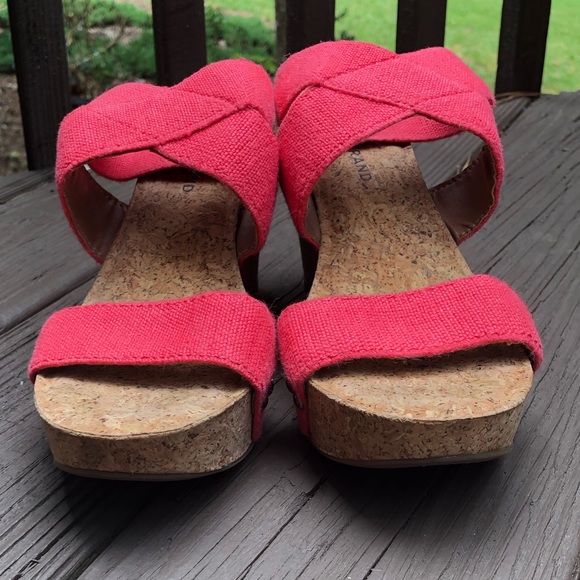 Lucky Brand Pink Cork Wedges - Picture 2 of 8